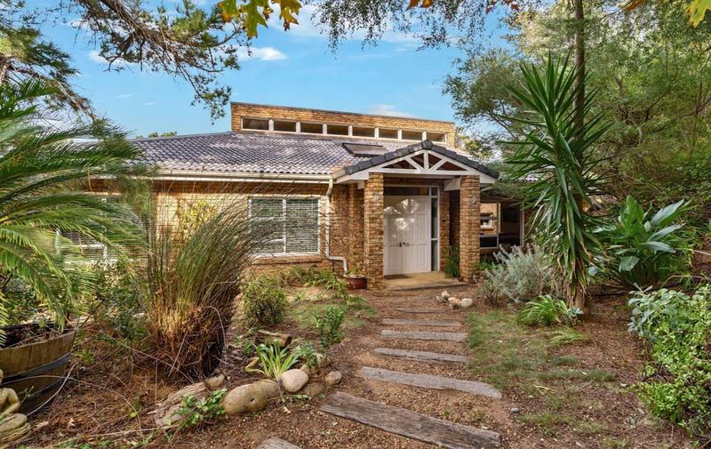 4 Bedroom Property for Sale in Hout Bay Western Cape